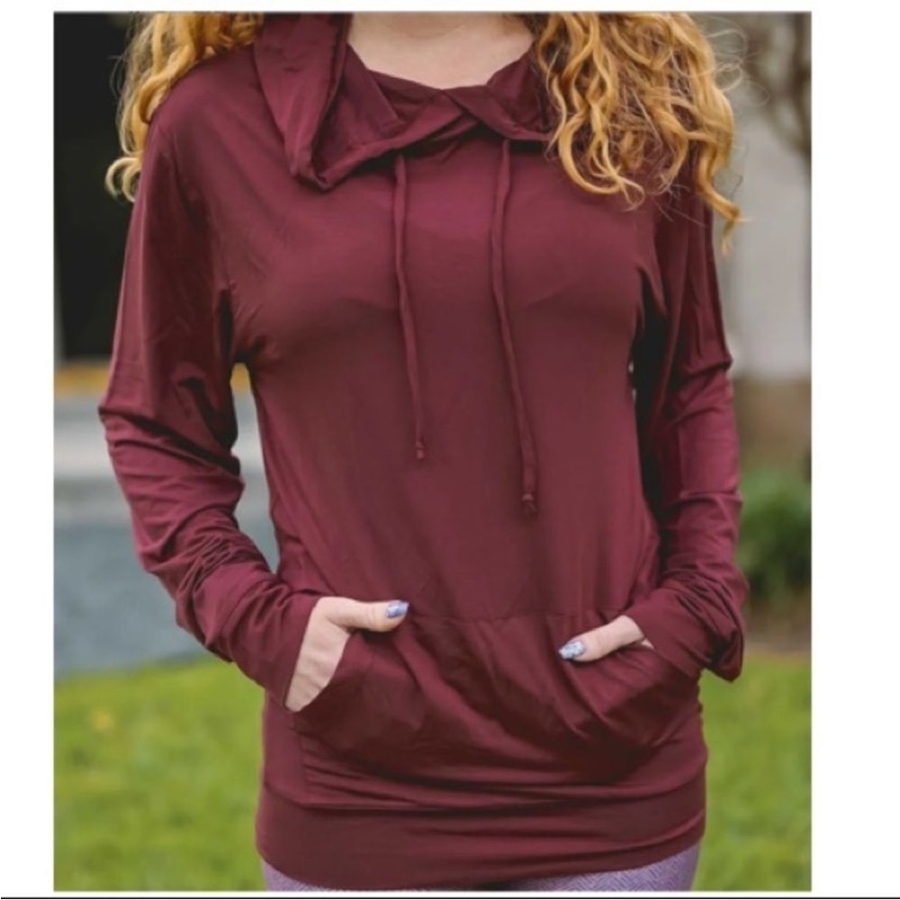 Sol & Mane Tadasana Hoodie Long Sleeve Hooded Pullover Top Size Small